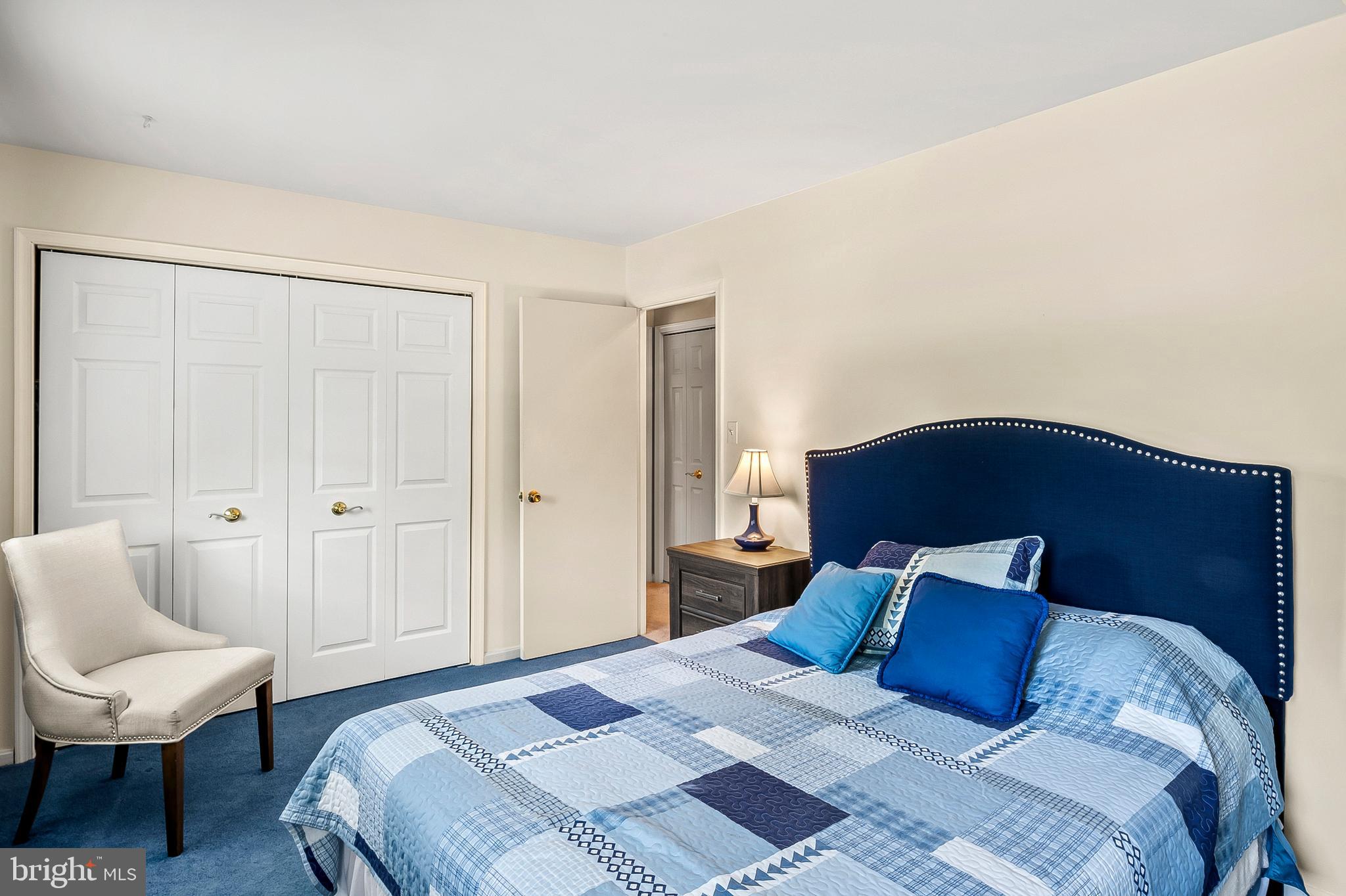 FONT HILL - Residential