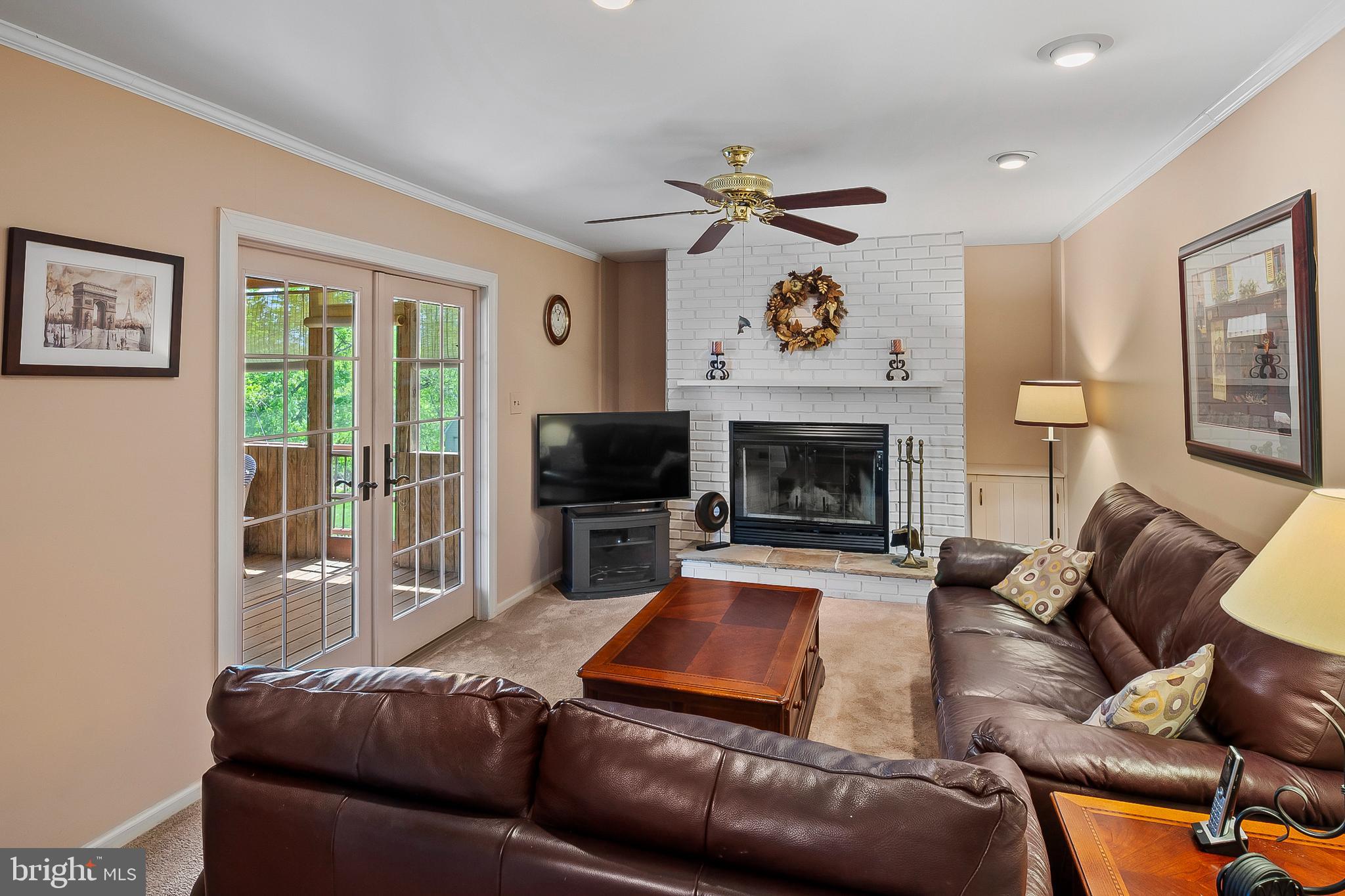 FONT HILL - Residential