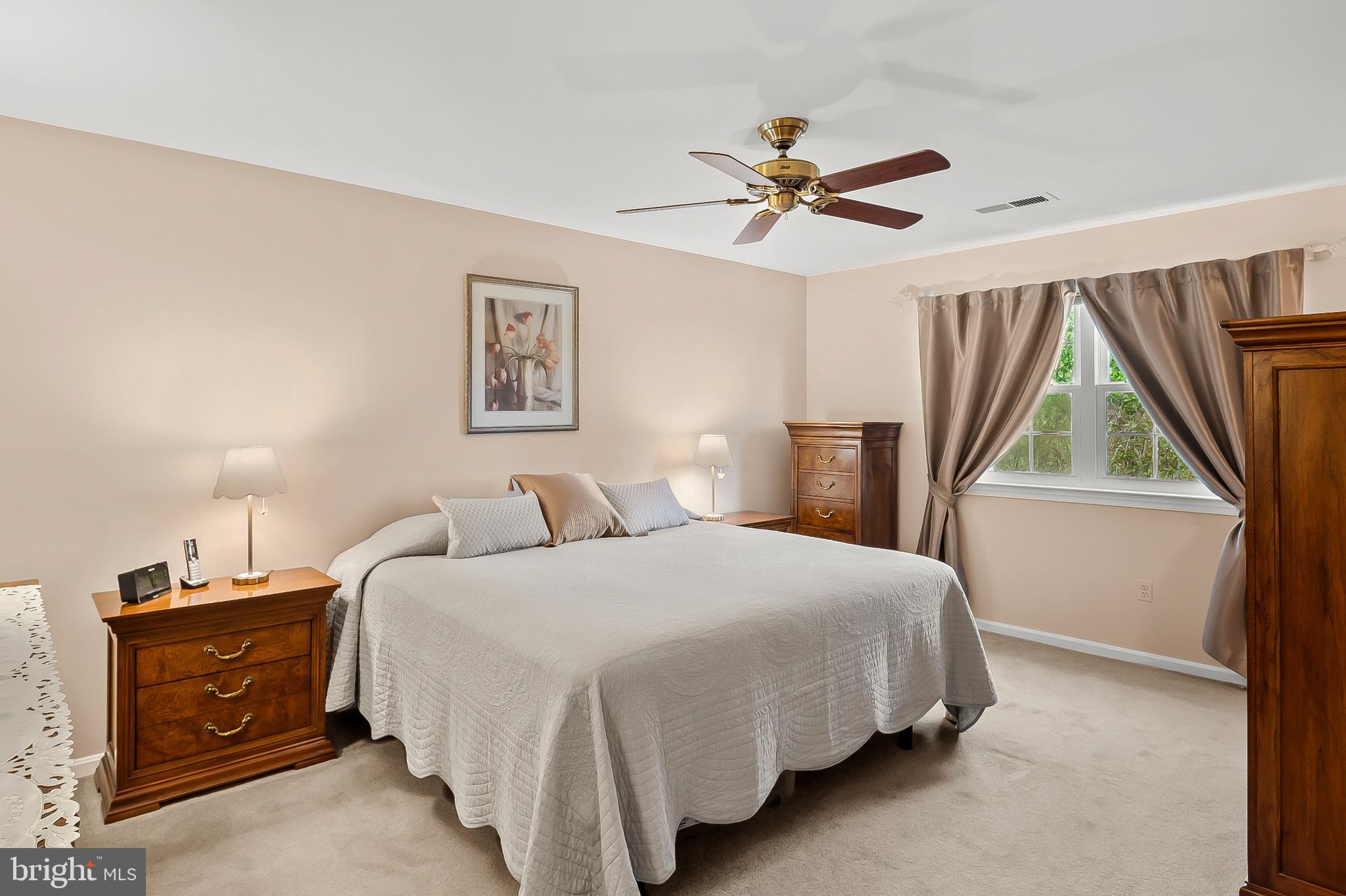 FONT HILL - Residential