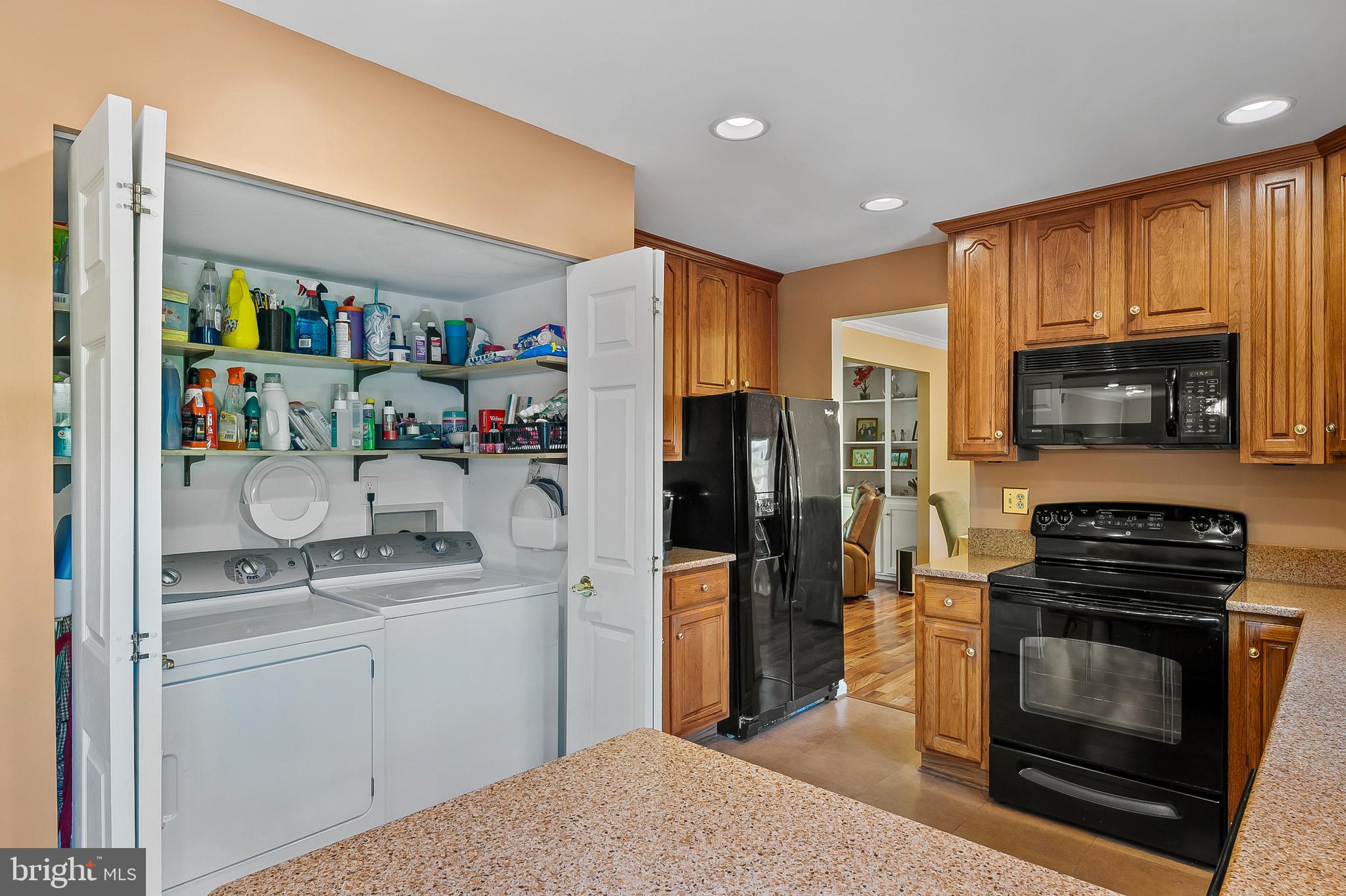 FONT HILL - Residential