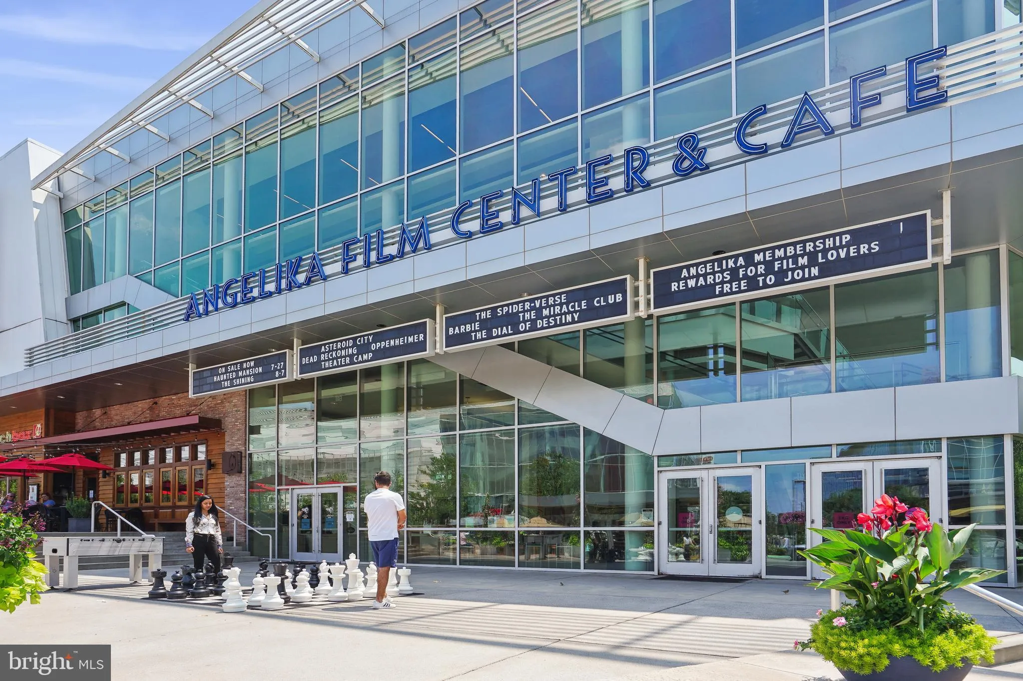 Falls Church, Virginia 22042, United States, 3 Bedrooms Bedrooms, ,4 BathroomsBathrooms,Residential,Active,7977