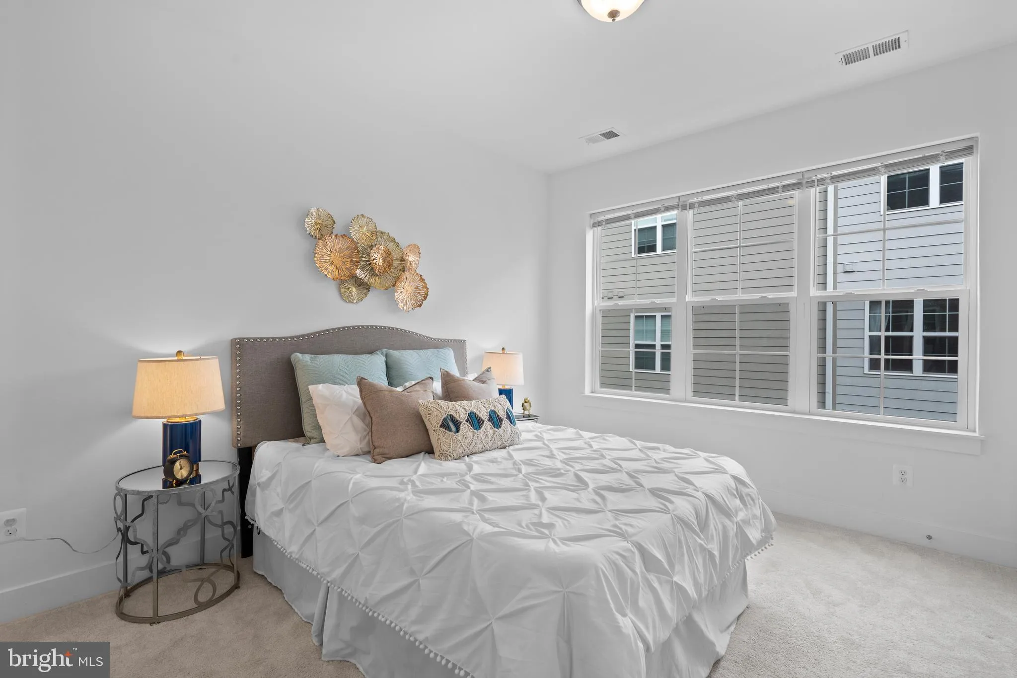 Falls Church, Virginia 22042, United States, 3 Bedrooms Bedrooms, ,4 BathroomsBathrooms,Residential,Active,7977