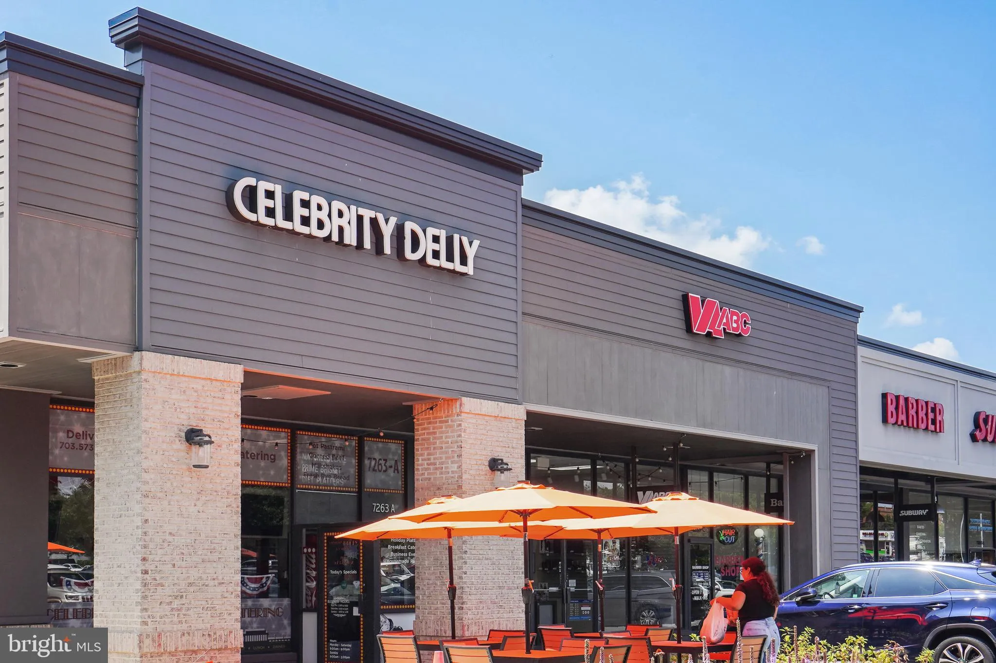 Falls Church, Virginia 22042, United States, 3 Bedrooms Bedrooms, ,4 BathroomsBathrooms,Residential,Active,7977