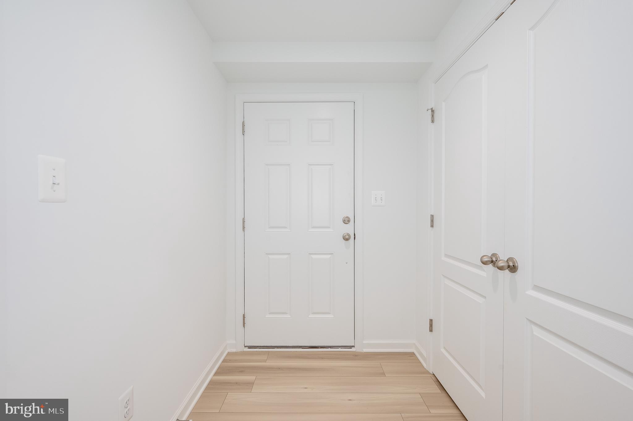 MCCAULEY CROSSING - Residential Lease