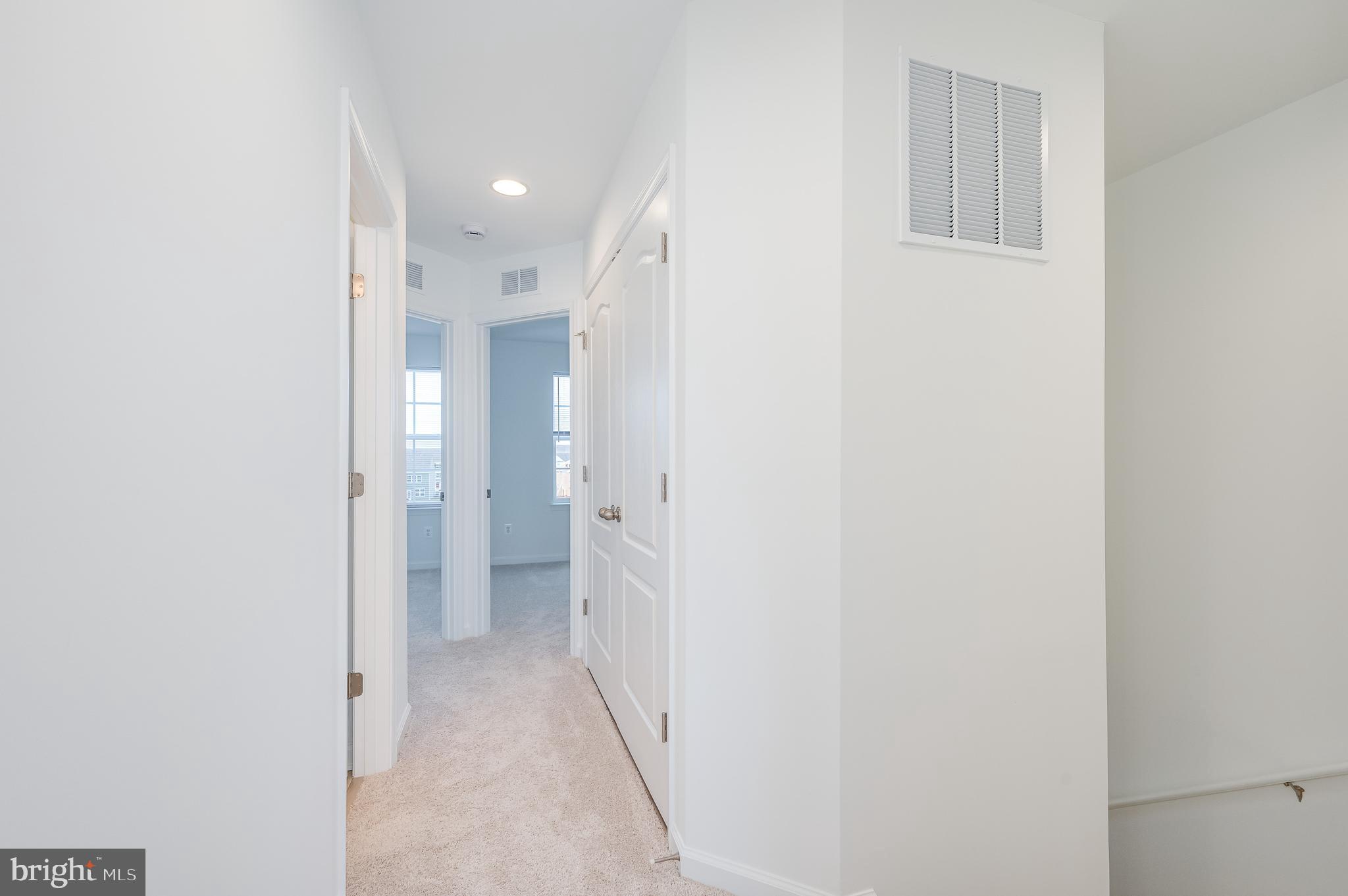 MCCAULEY CROSSING - Residential Lease