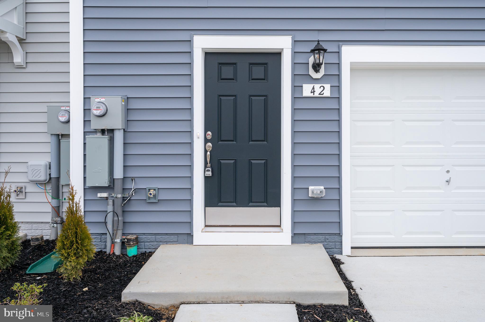 MCCAULEY CROSSING - Residential Lease