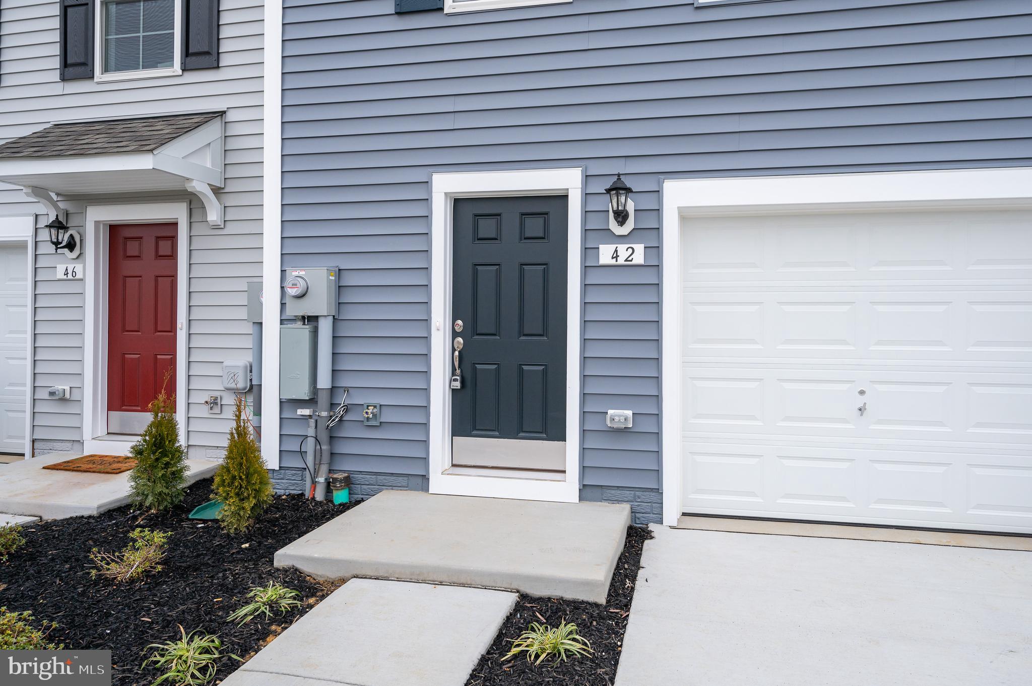 MCCAULEY CROSSING - Residential Lease