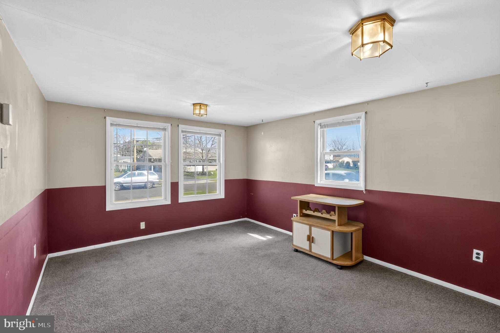 DOGWOOD HOLLOW - Residential