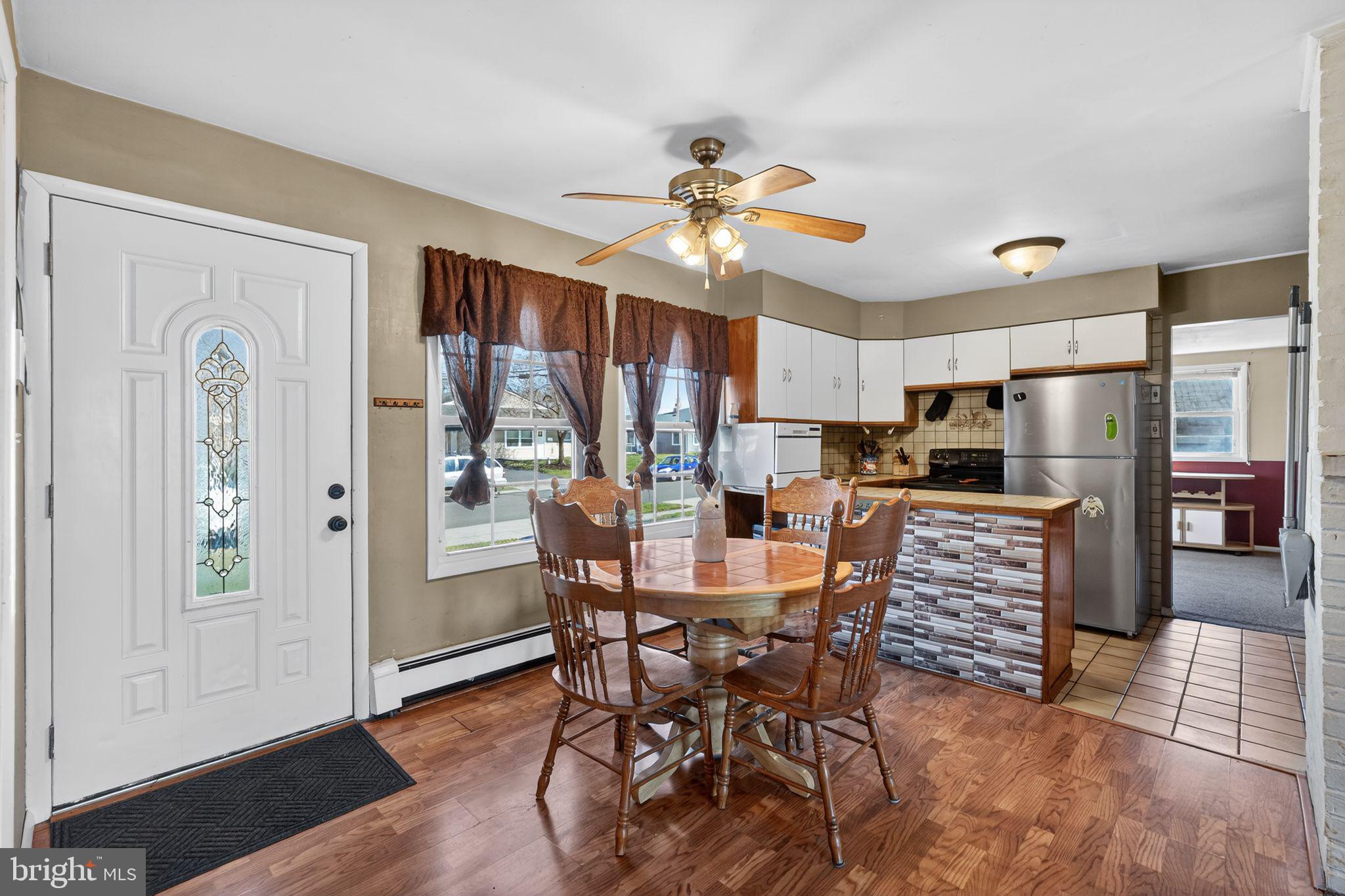 DOGWOOD HOLLOW - Residential