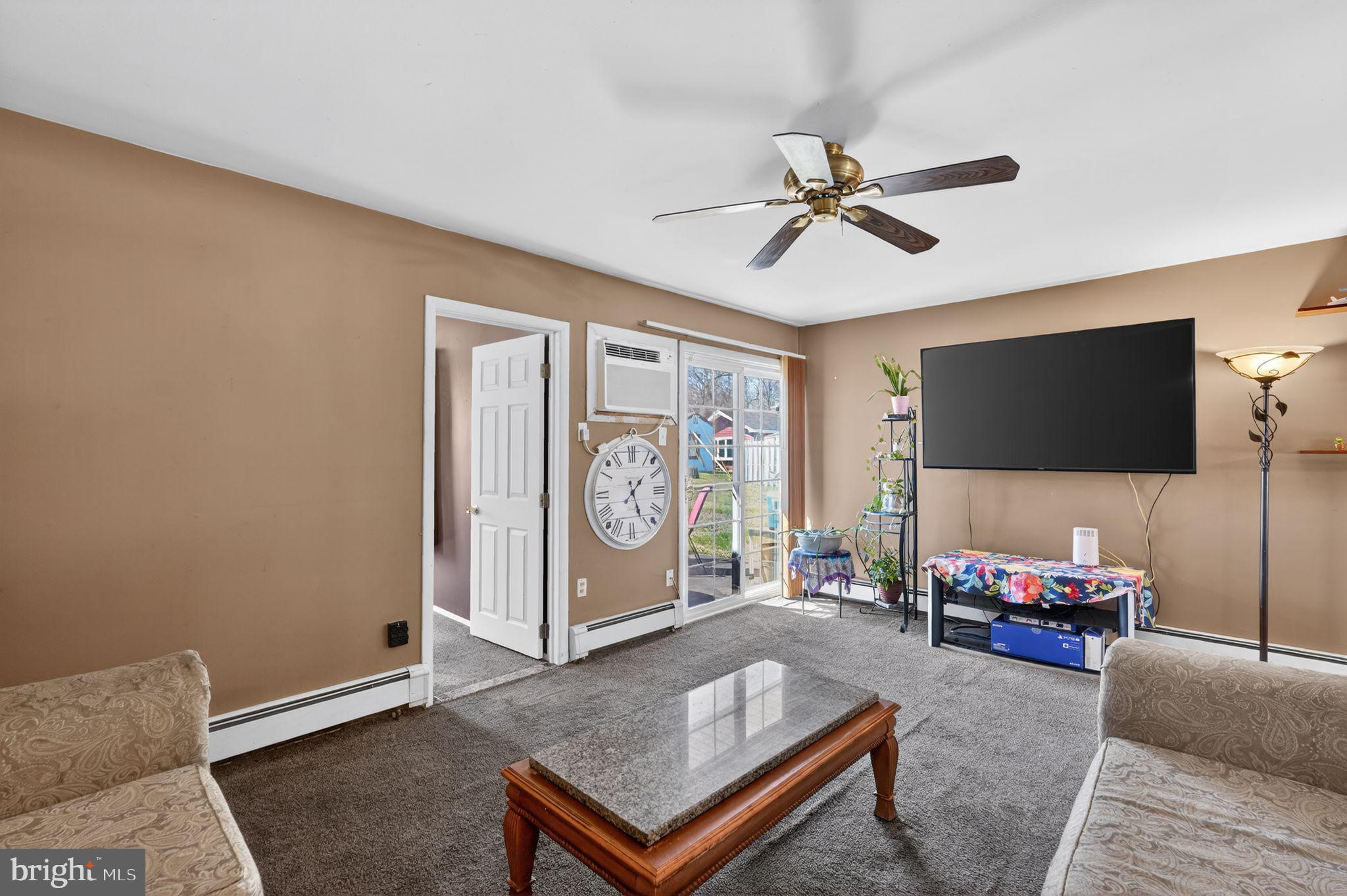 DOGWOOD HOLLOW - Residential