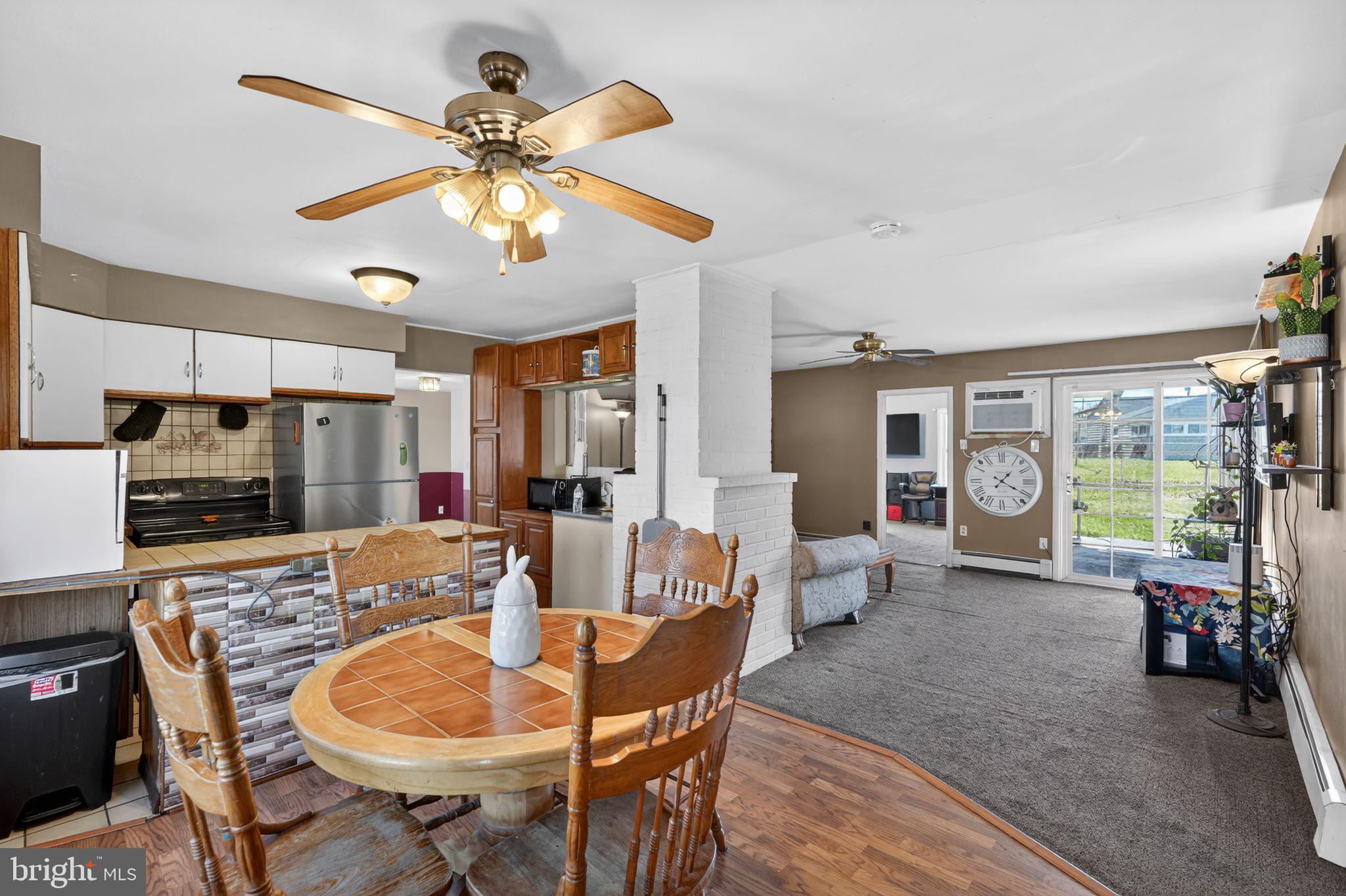 DOGWOOD HOLLOW - Residential