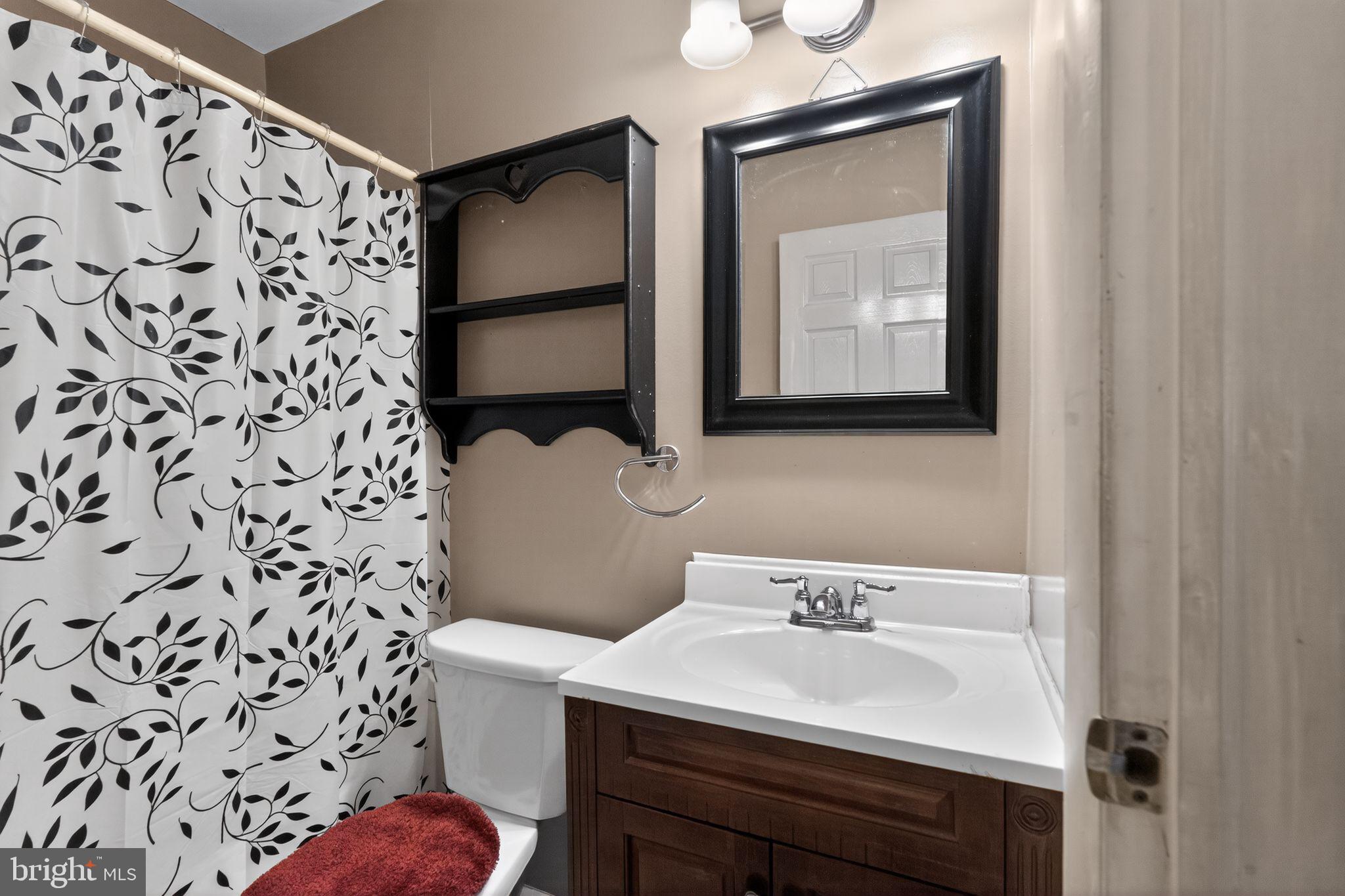 DOGWOOD HOLLOW - Residential