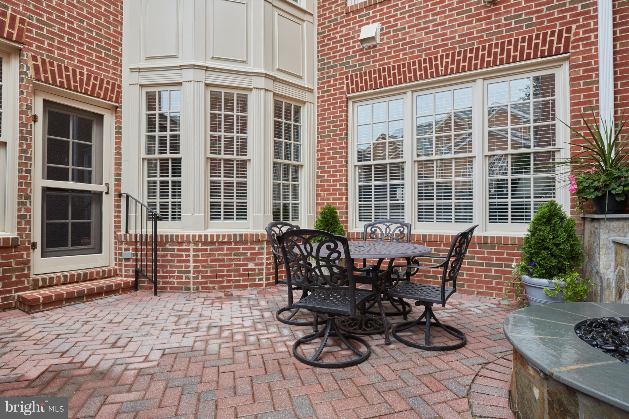 EVANS FARM - Residential