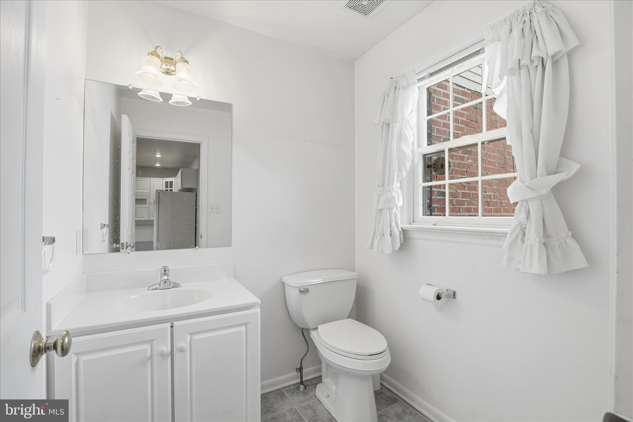 MOUNTVILLE - Residential