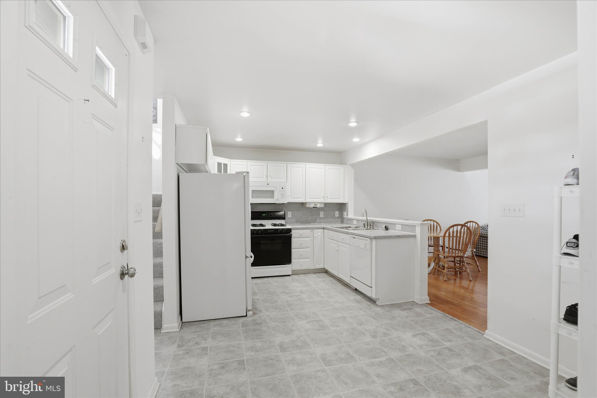 MOUNTVILLE - Residential