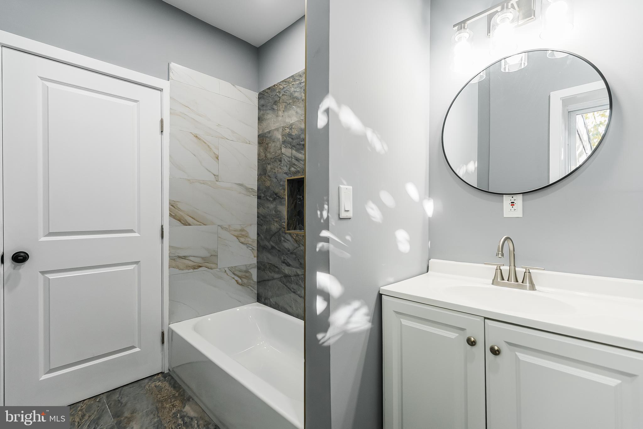 BELMONT - Residential