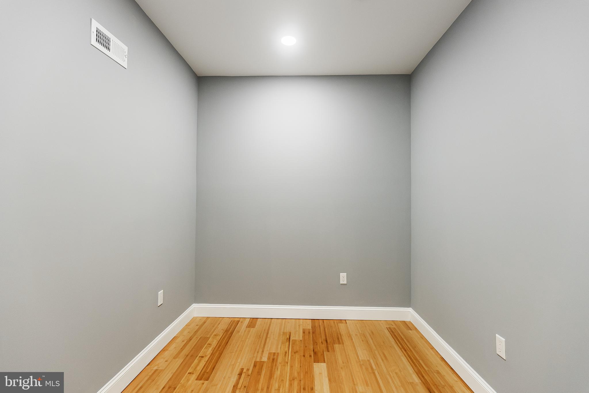 BELMONT - Residential