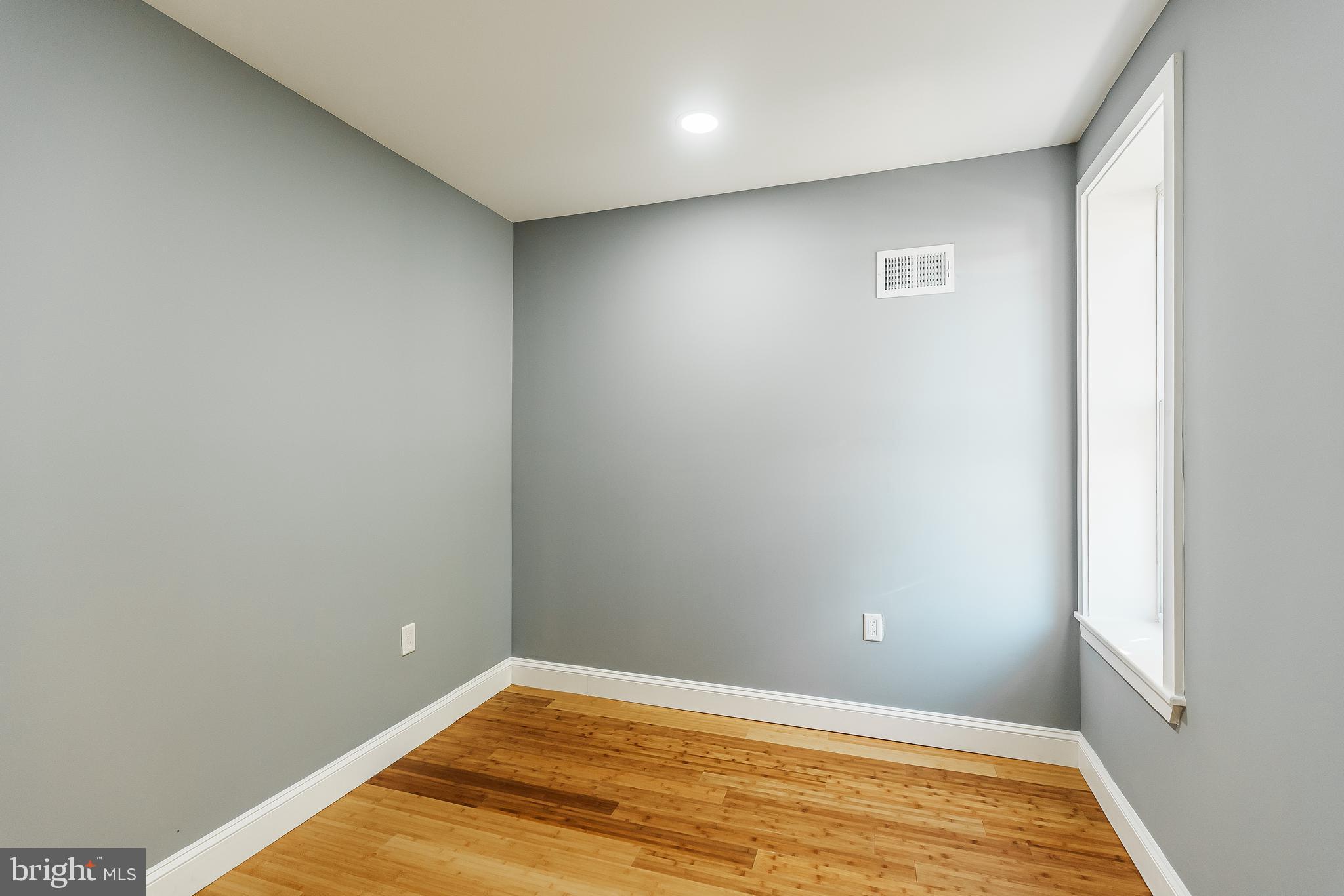 BELMONT - Residential