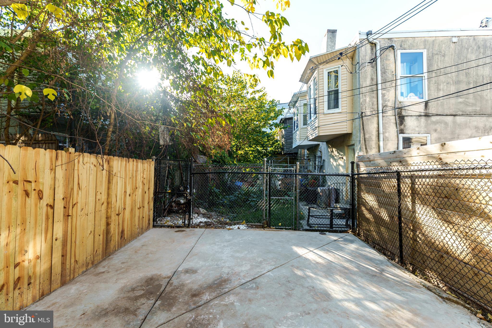 BELMONT - Residential