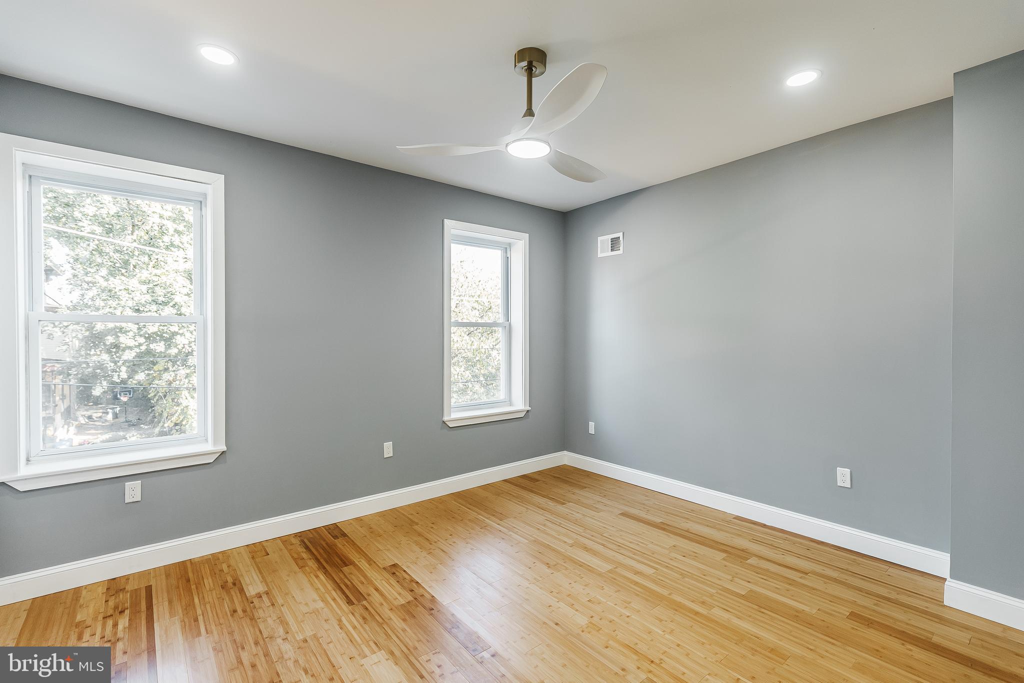 BELMONT - Residential