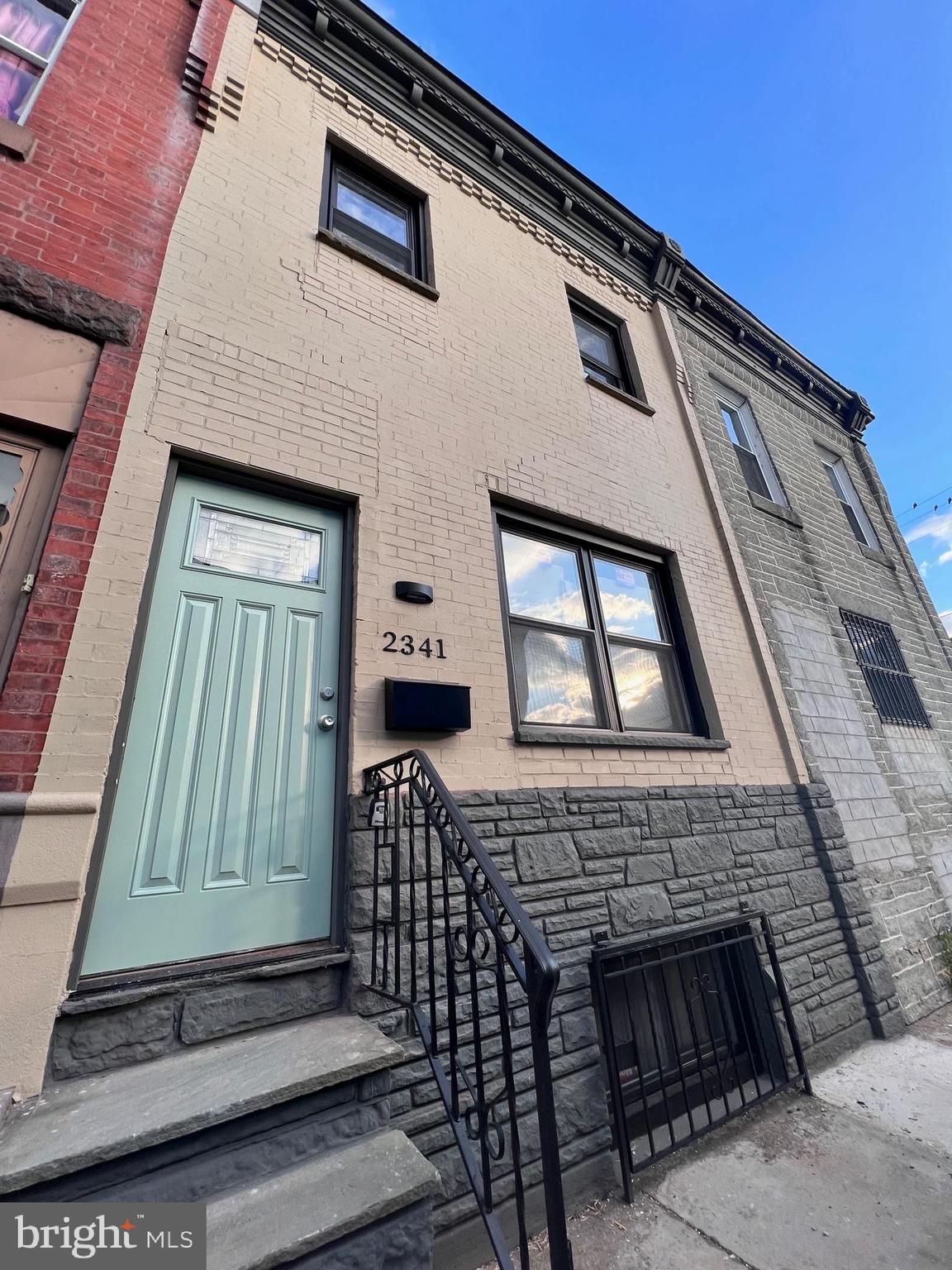 LOWER MOYAMENSING - Residential