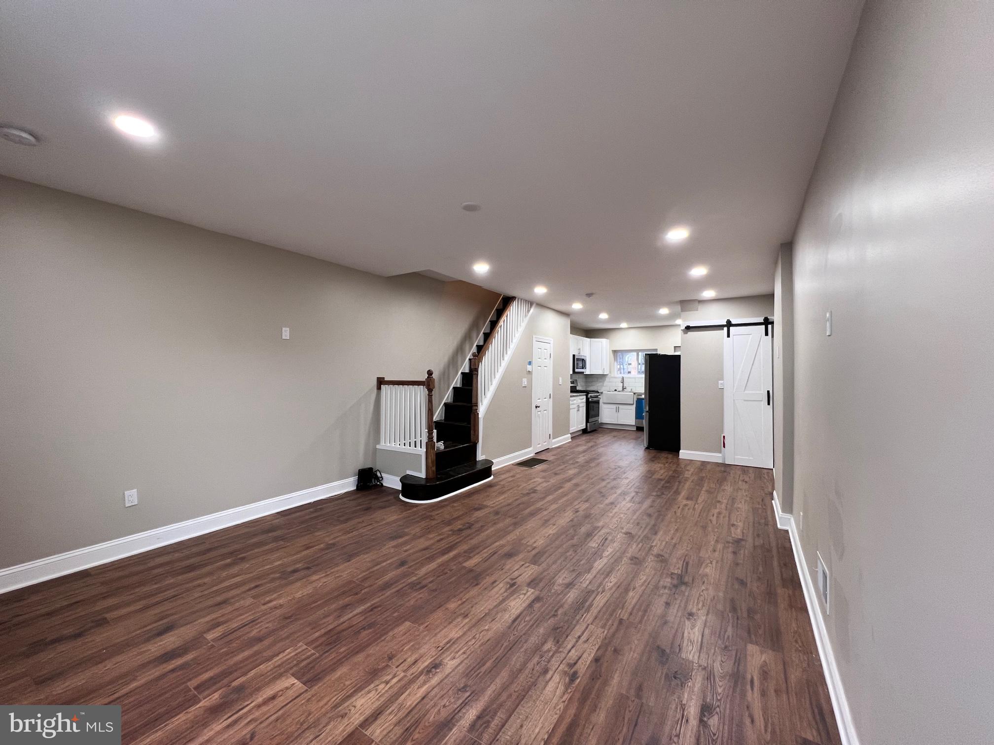 LOWER MOYAMENSING - Residential