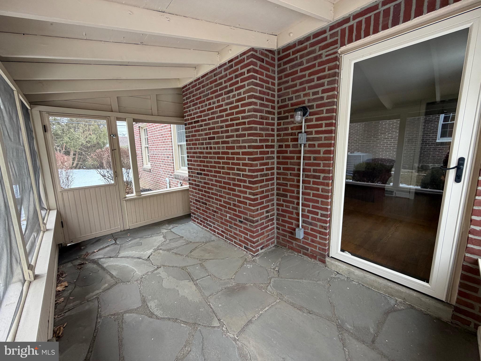 ARONIMINK ESTATES - Residential