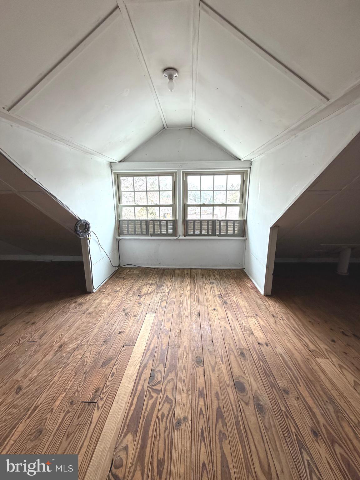 ARONIMINK ESTATES - Residential