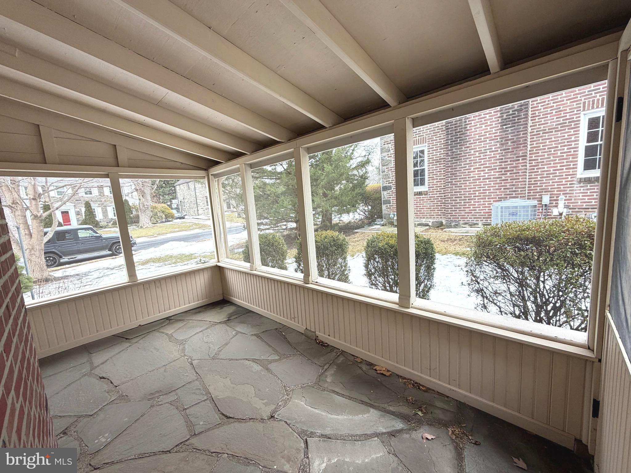 ARONIMINK ESTATES - Residential