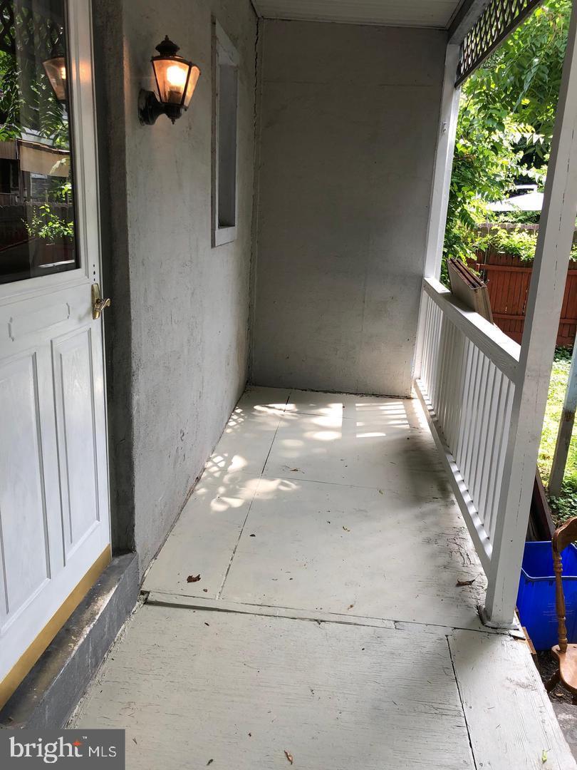 MANAYUNK - Residential Lease