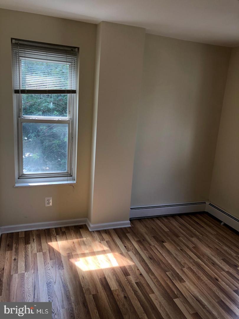 MANAYUNK - Residential Lease