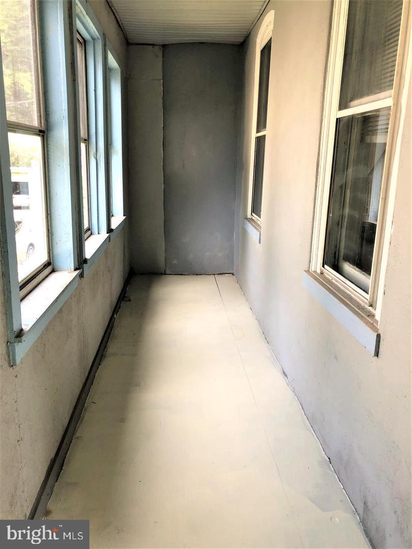 MANAYUNK - Residential Lease