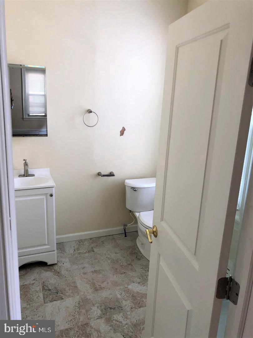 MANAYUNK - Residential Lease