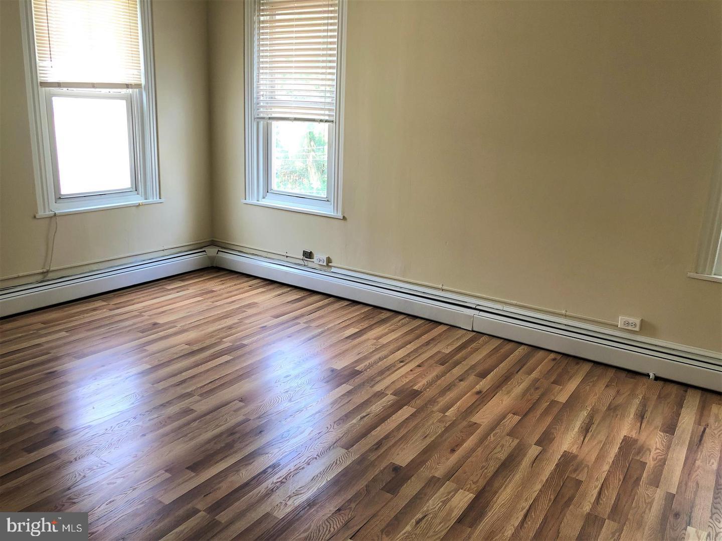 MANAYUNK - Residential Lease