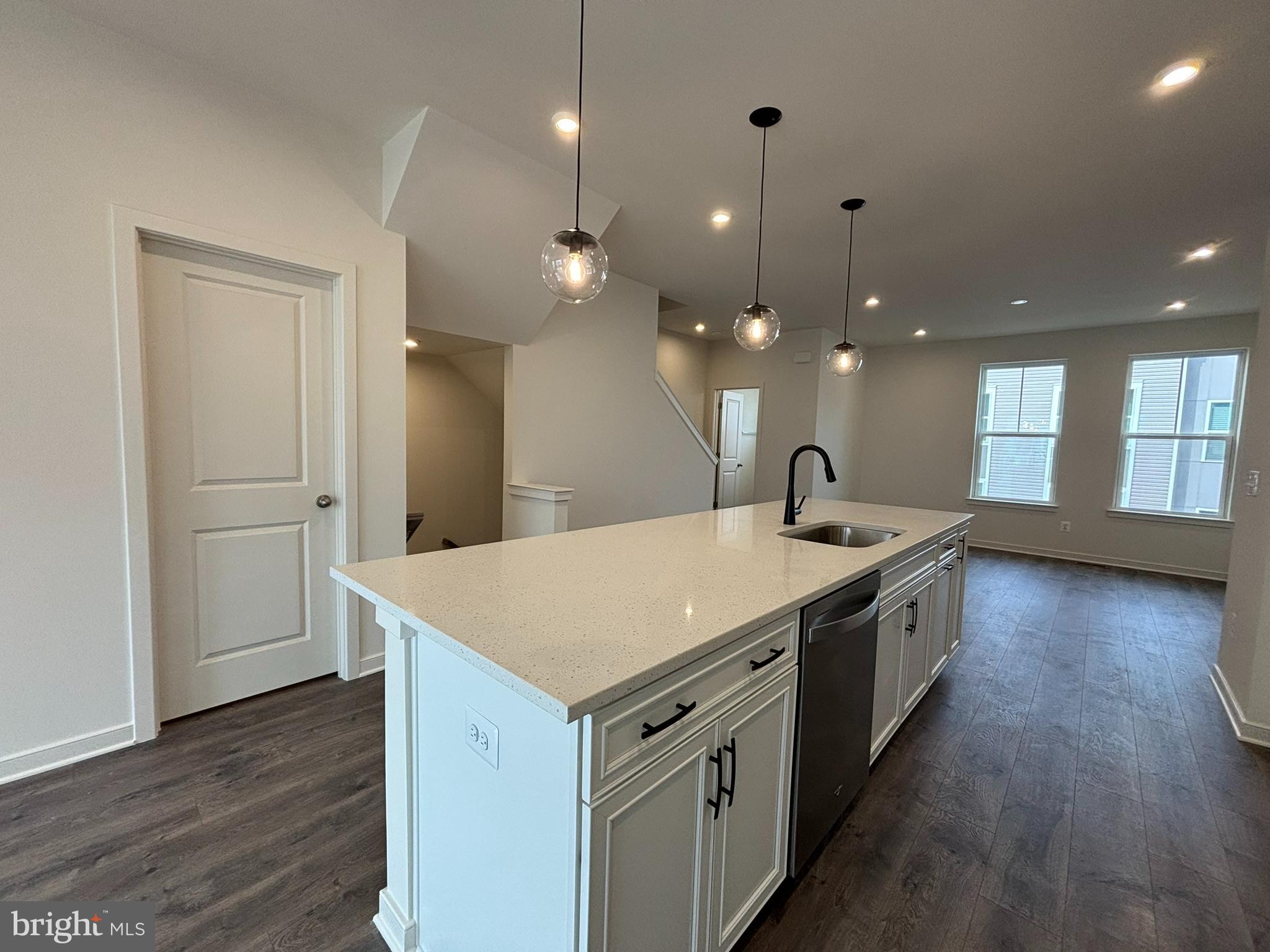 CASCADE LANDING - Residential