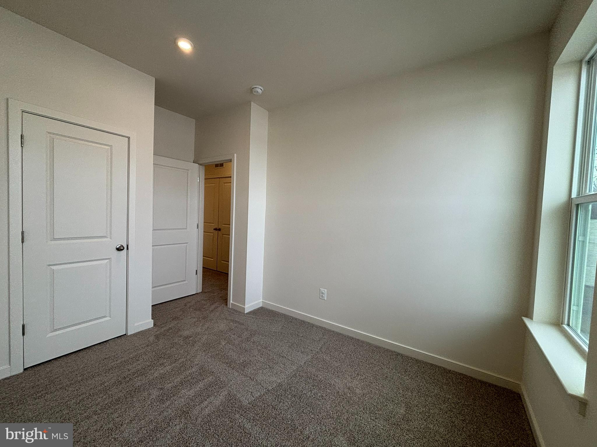 CASCADE LANDING - Residential