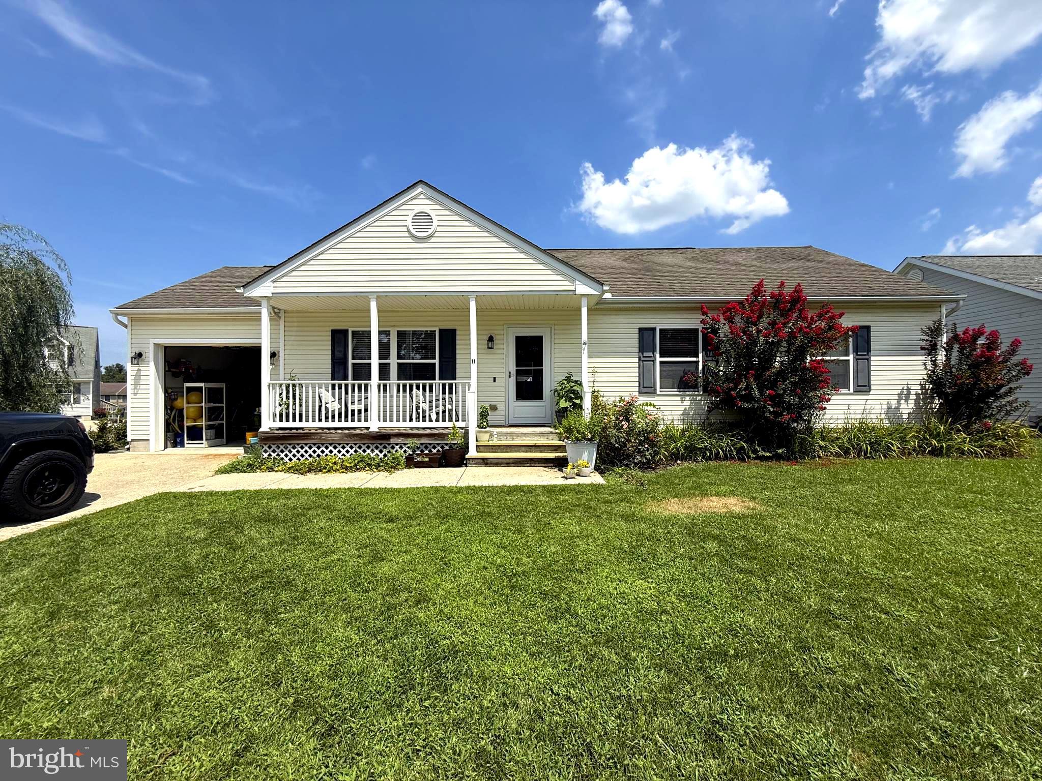 11 ROBINSON CIRCLE