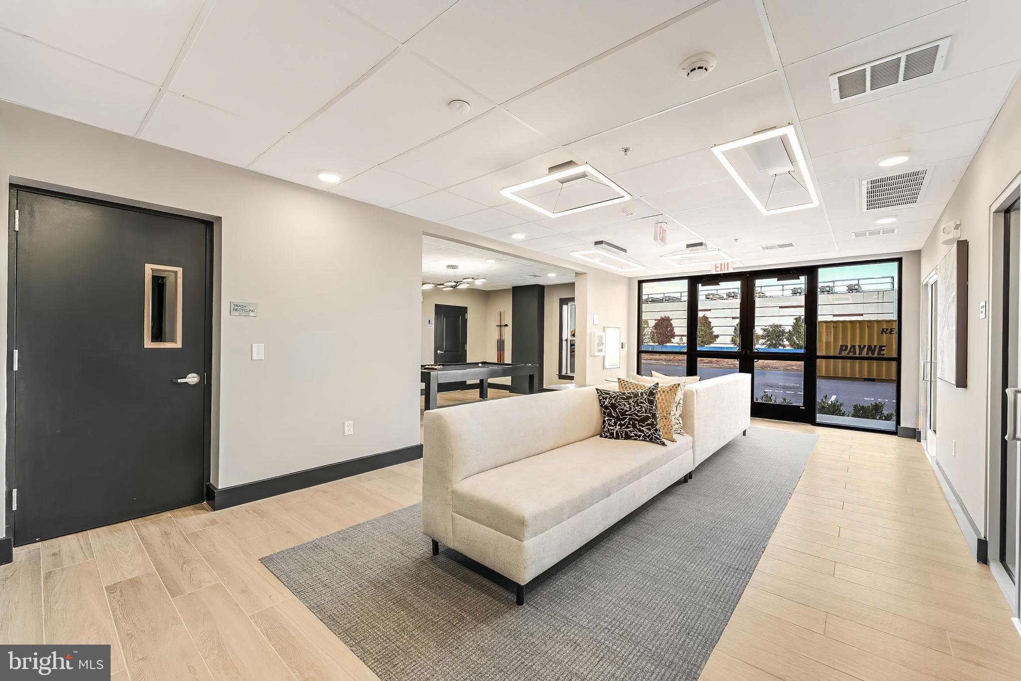 WAXPOOL CROSSING - Residential Lease