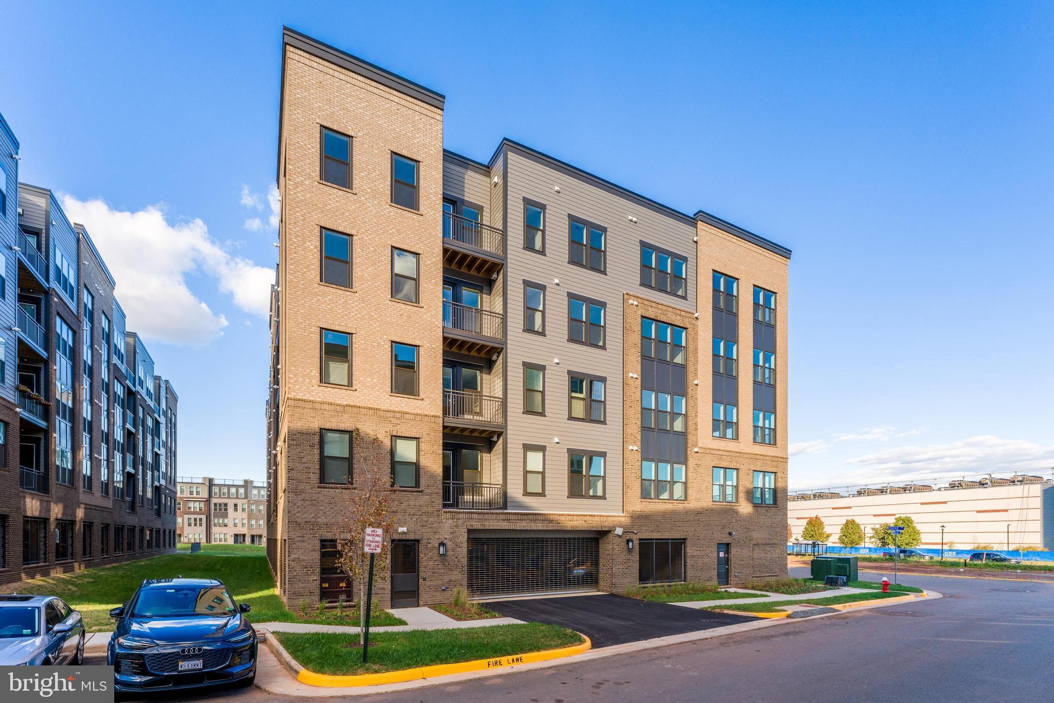 WAXPOOL CROSSING - Residential Lease