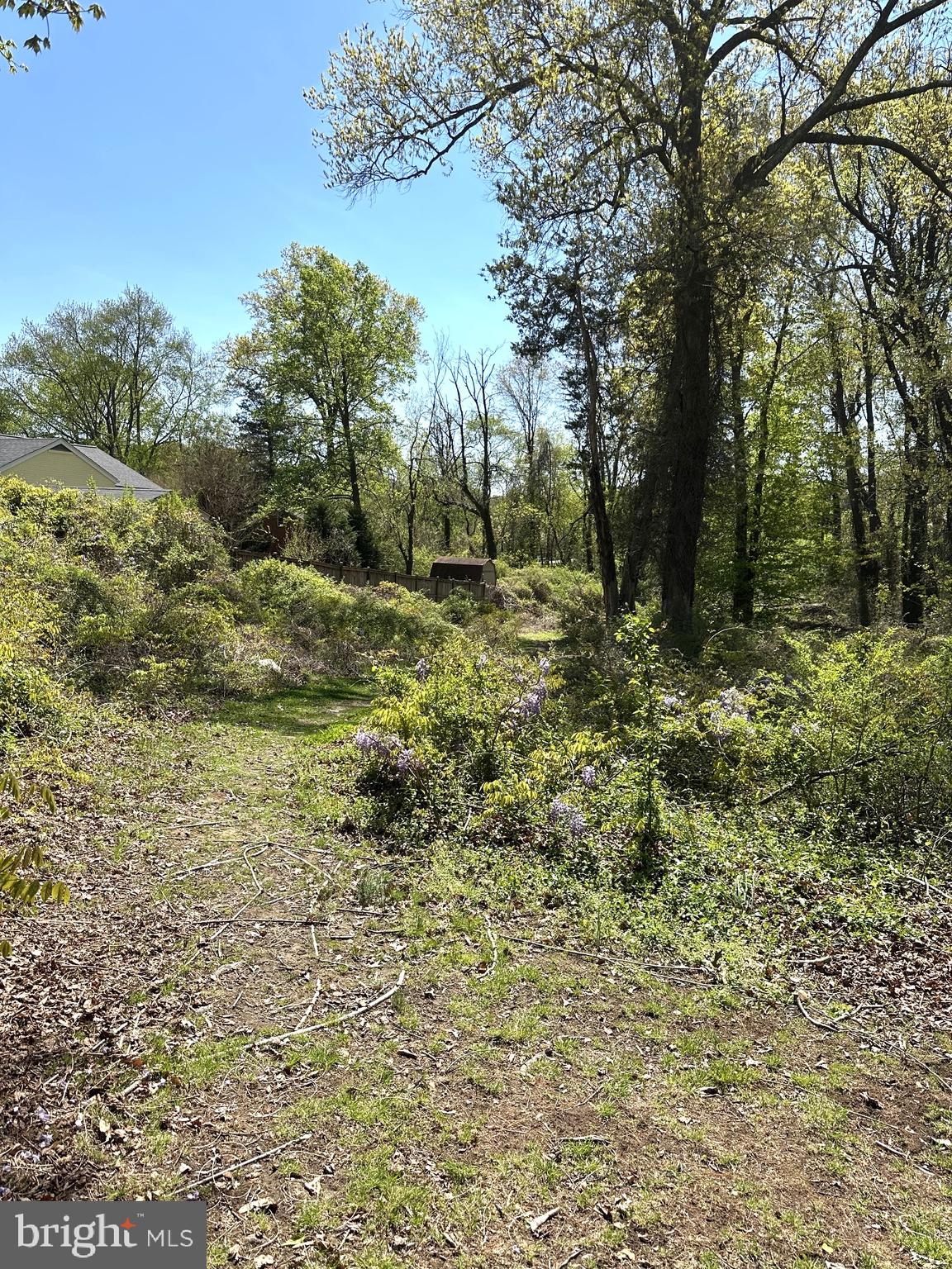 2419 BEACON HILL ROAD