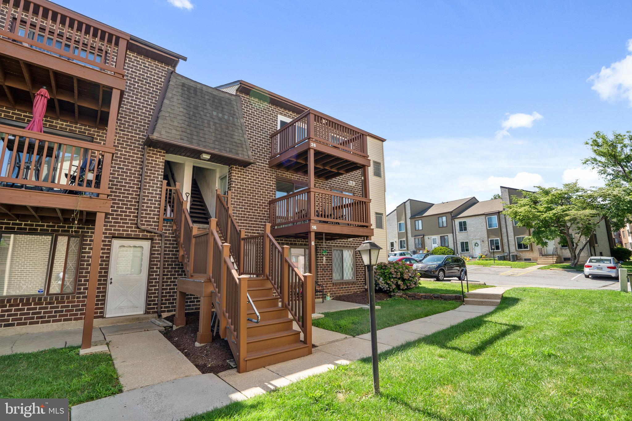 One of the best-maintained units in Hilltop’s desirable community! This second-floor, 1-bedroom, 1-bathroom condo features clean, modern updates and a bright, neutral aesthetic throughout. Step inside to find luxury vinyl flooring, stainless steel appliances (including a newer refrigerator), butcher block countertops, and soft-close white cabinetry in the kitchen—offering both style and functionality. The spacious bedroom includes generous closet space, and the bathroom is nicely updated with tasteful finishes.
The unit also includes a lightly used Samsung washer and dryer and a private maintenance-free deck perfect for relaxing outdoors.Conveniently located near major routes and highways, shopping in Brookhaven, and just minutes from Media Borough, this move-in ready home is a rare opportunity that won’t last long!