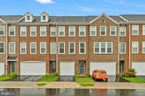 42248 LANCASTER WOODS SQUARE CHANTILLY VA 20152