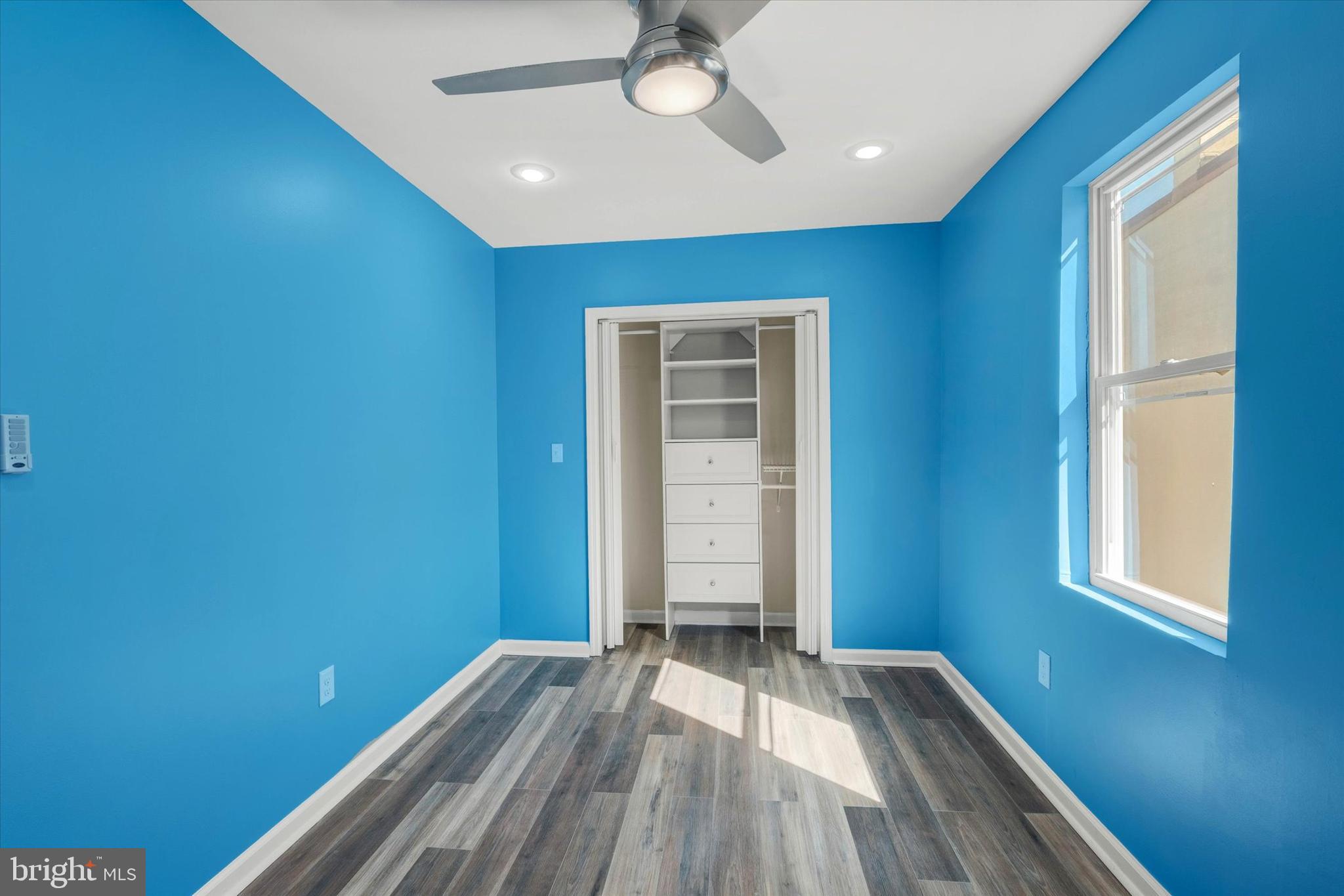 BRIDESBURG - Residential