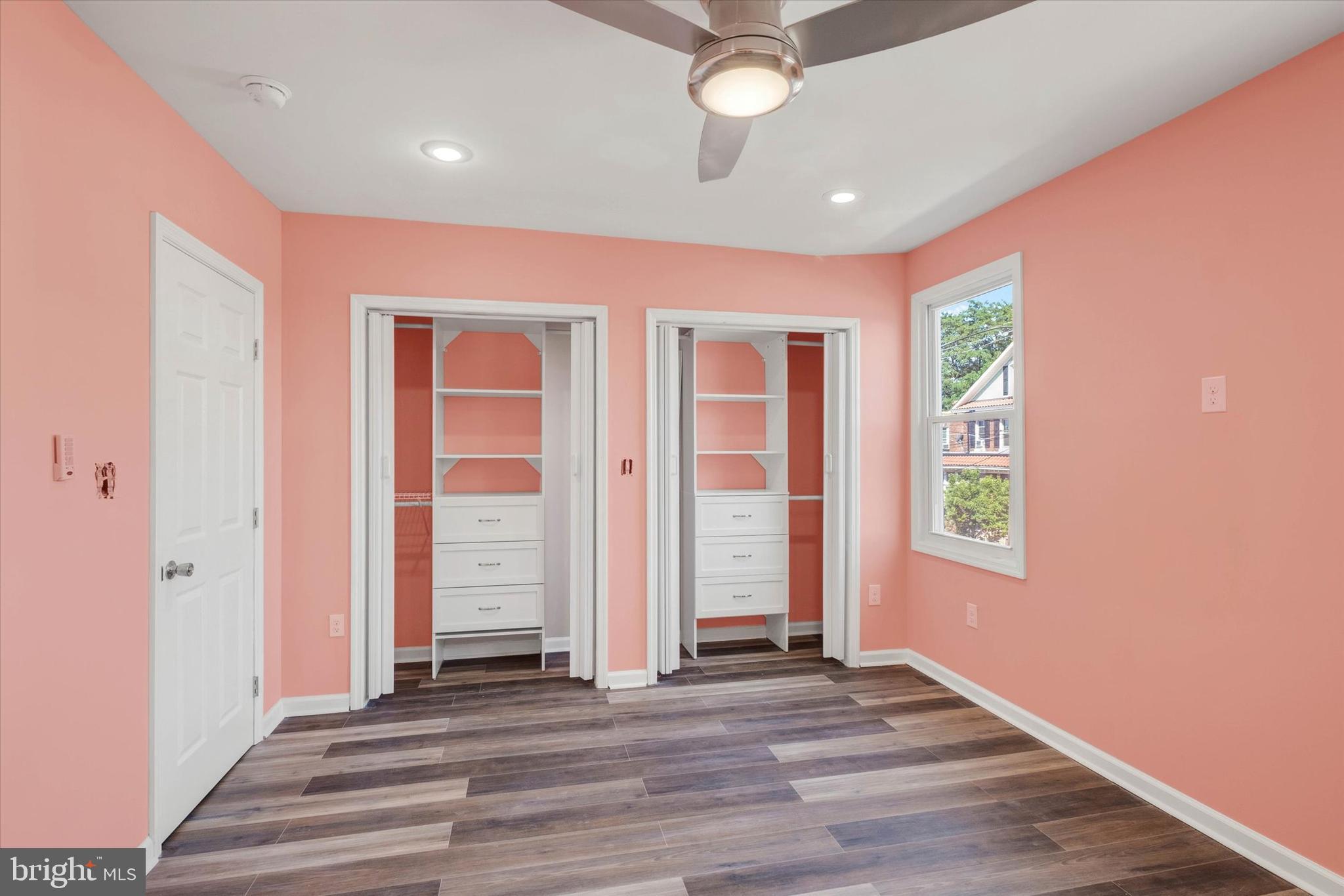 BRIDESBURG - Residential