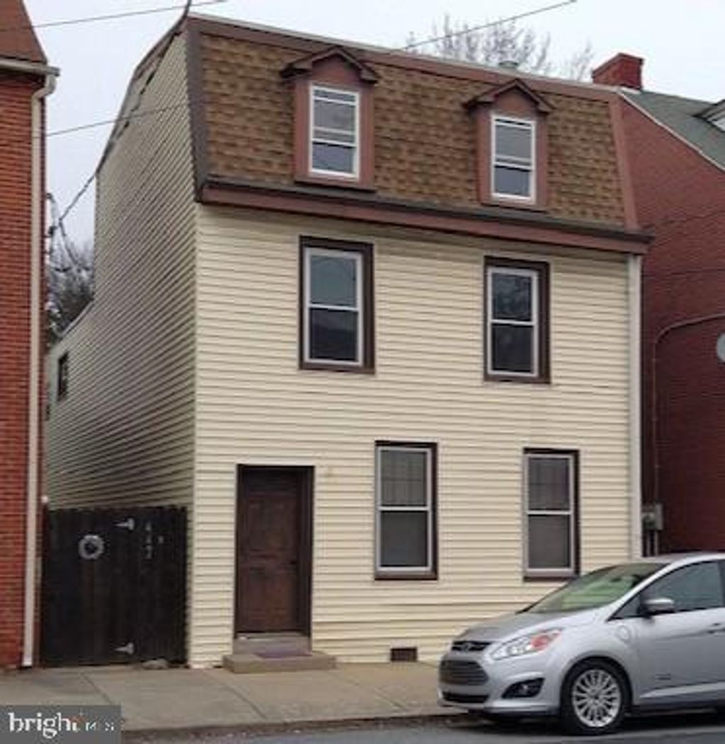 Photo of 445 W LEMON ST, LANCASTER, PA 17603 (MLS # PALA2030230)