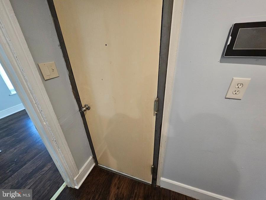 FRANKFORD - Residential Lease