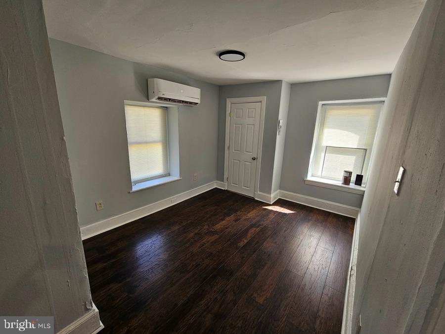 FRANKFORD - Residential Lease