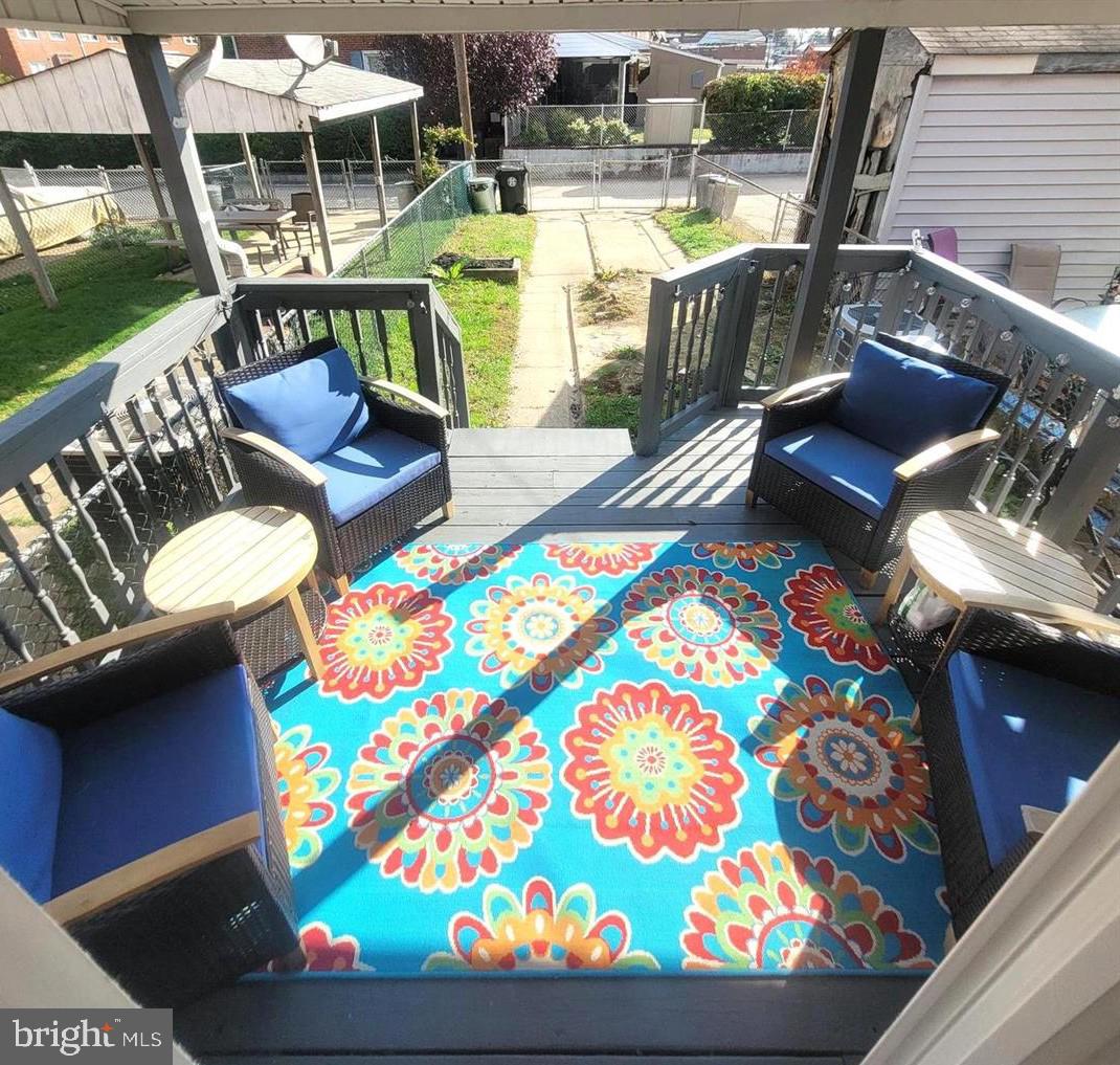 EASTFIELD - Residential