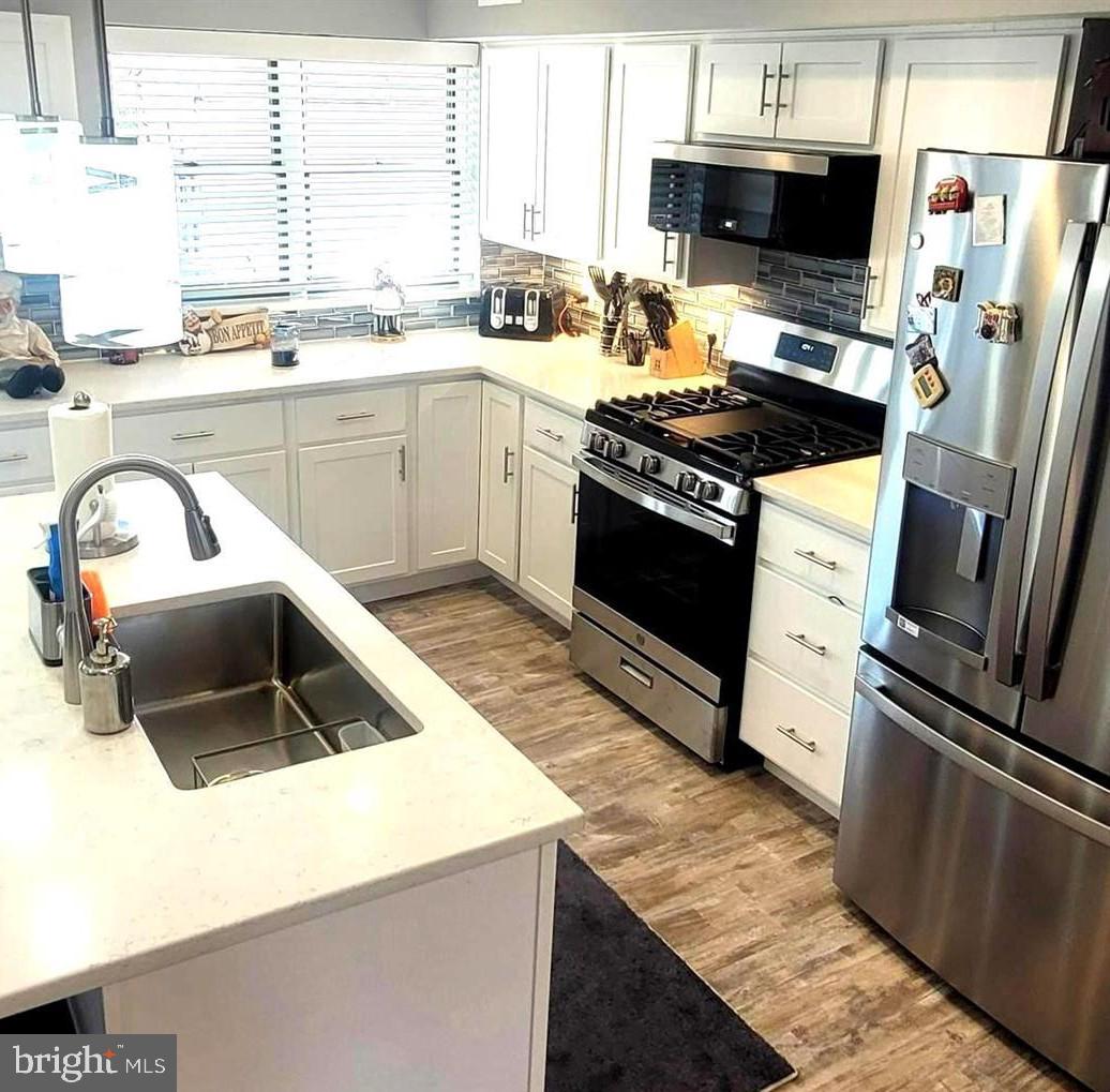 EASTFIELD - Residential