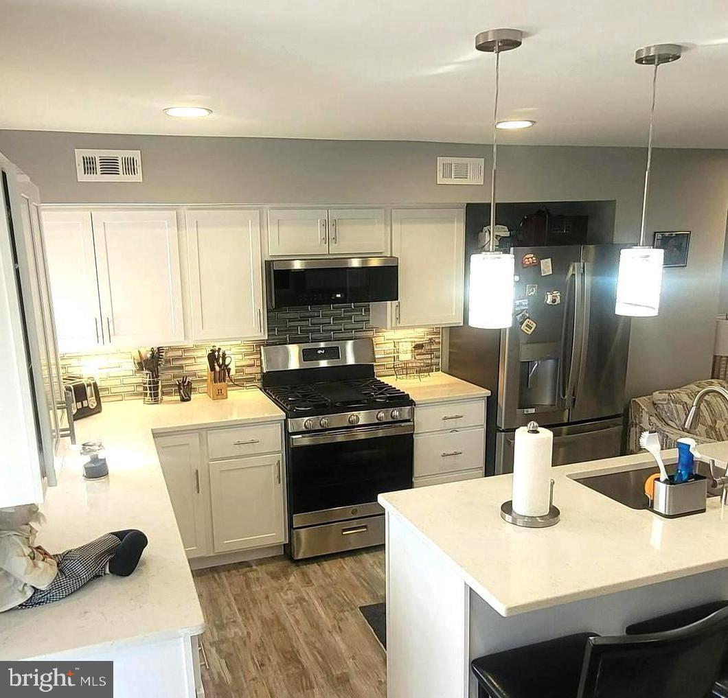 EASTFIELD - Residential